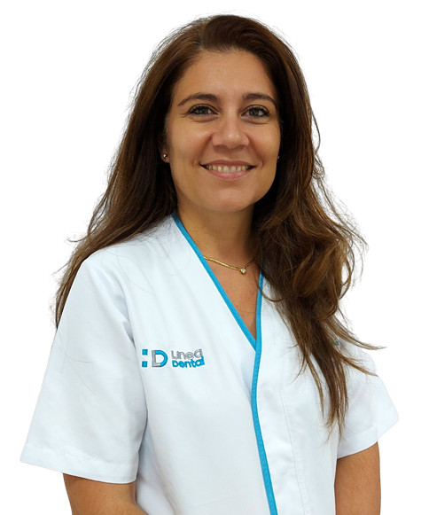Mejor clínica dental ortodoncia invisible en Ciudad Real y Miguelturra. Cerca de mi. Dra. Lidia Requena Aniorte